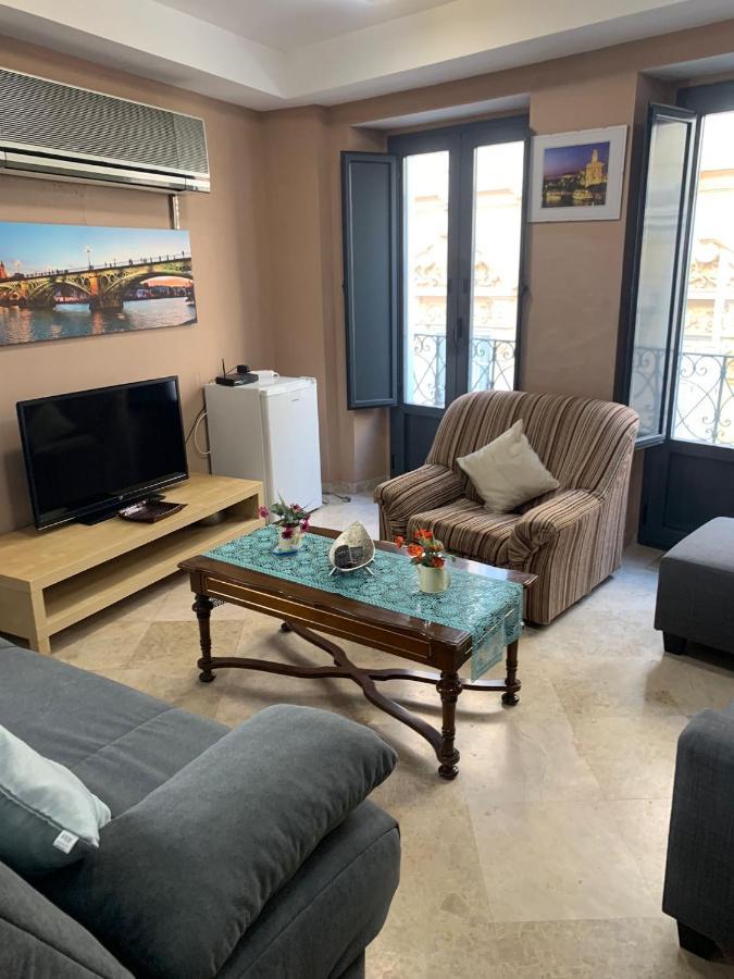 Duplex Sagasta Apartamentos-Sagasta إشبيلية المظهر الخارجي الصورة